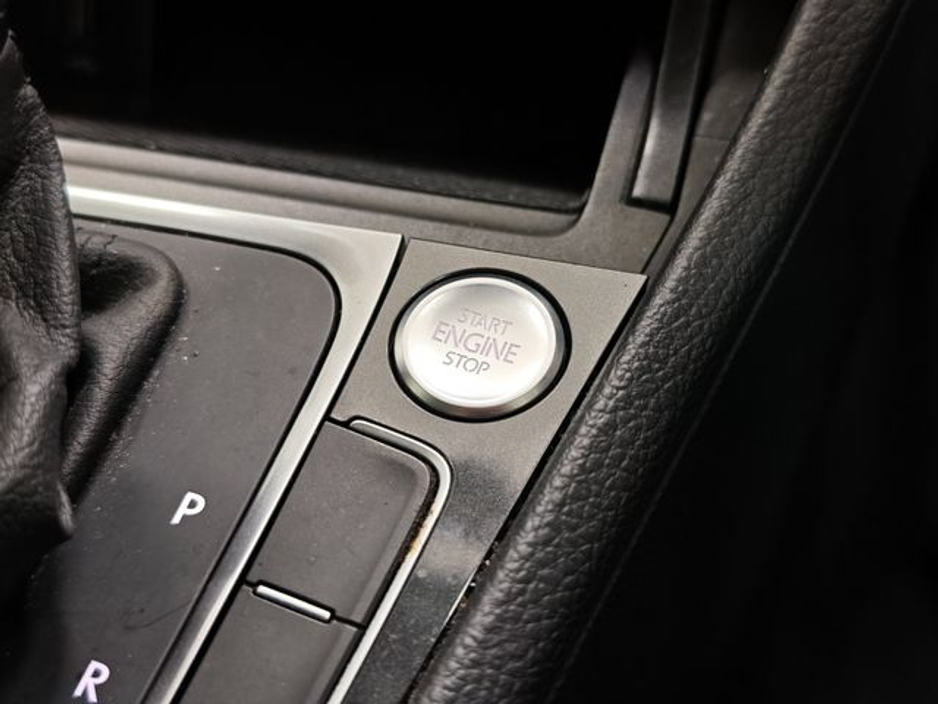 2018 Volkswagen Golf * Great Spec *1.2 TSI Automatic, Reversing camera €16,995