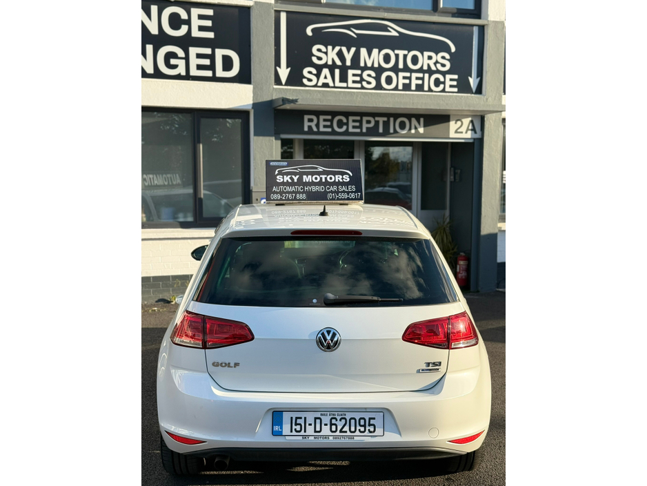 2015 Volkswagen Golf  €14,990
