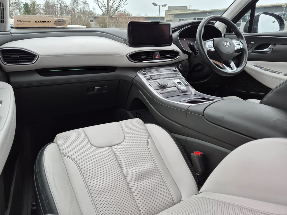 2022 Hyundai Santa Fe  €35,999