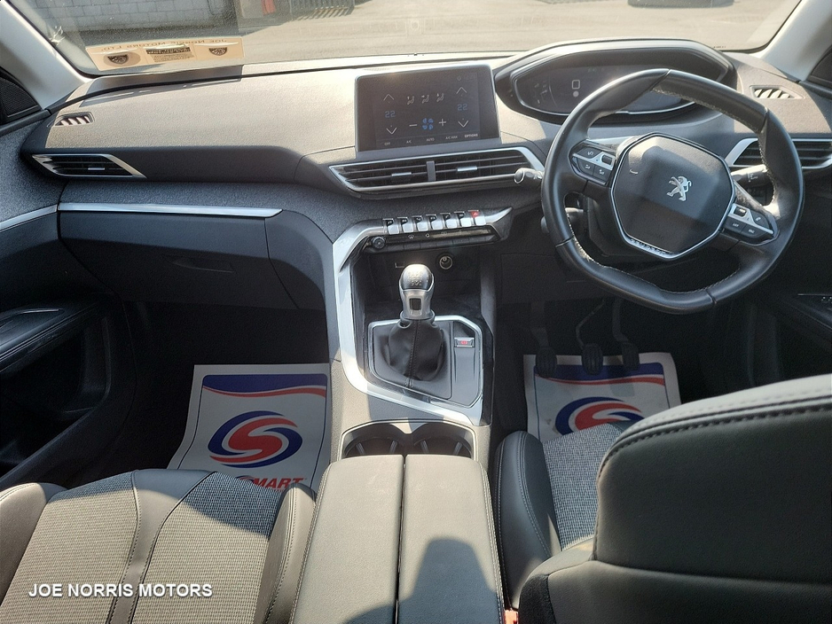 2019 Peugeot 5008 ALLURE 1.2 130 6.2 5DR 7 SEATER €24,995