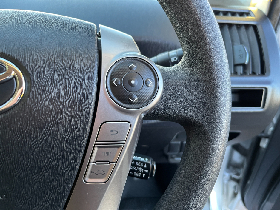 2019 Toyota Prius Alpha 7 SEATER AUTOMATIC HYBRID 1.8 PETROL //LOW MILES//ADAPTIVE CRUISE CONTROL//KEYLESS ENTRY//REVERSE CAMERA// €23,950