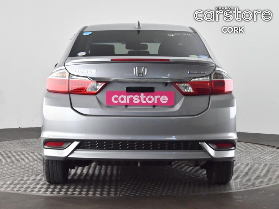 2019 Honda Grace 1.5 4 DR AUTO €16,880