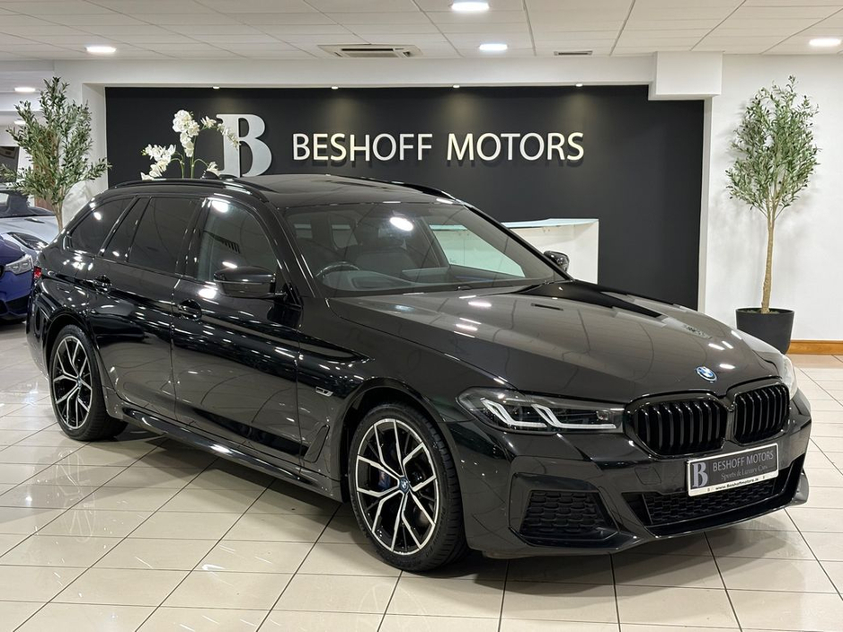 2022 BMW 5 Series 530e M-SPORT PRO TOURING=LOW MILES//HUGE SPEC=FULL SERVICE HISTORY=221 D REG=ONLY €140 ANNUAL ROAD TAX//TAILORED FINANCE PACKAGES AVAILABLE=TRADE INS €39,995