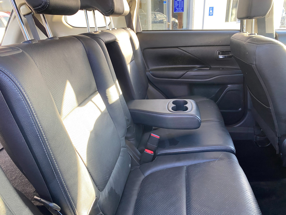 2016 Mitsubishi Outlander 2.2 DI-D 150PS 6MT 4WD 7-Seater Instyle €11,950