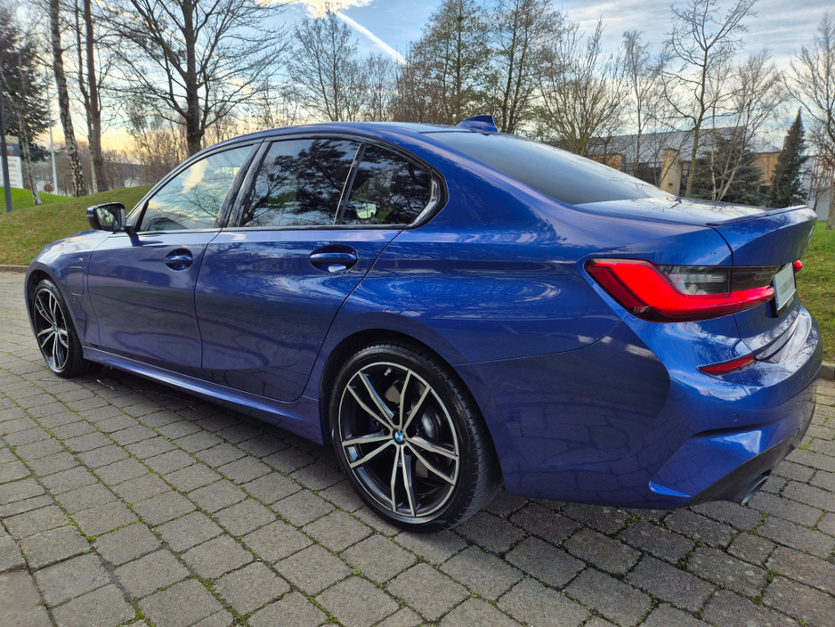 2021 BMW 3 Series 330E M-SPORT PRO PACKAGE SHADOW EDITION €28,950