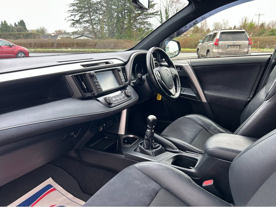 2016 Toyota Rav4 2.0 D-4D LUNA SPORT.  FINANCE AVAILABLE. TRADE IN WELCOME. www.nangleharris.ie. ALL CARS CHECKED WITH MOTORCHECK.IE CALL 01 5620011 €12,900