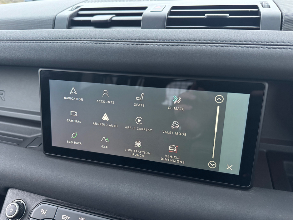 2023 Land Rover Defender 110 P400e X-DYNANIC AUTO URBAN==HUGE SPEC== €84,950