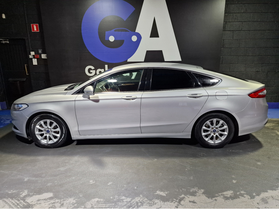 2017 Ford Mondeo 2.0 TDCI ZETEC-FULLY SERVICED €10,450