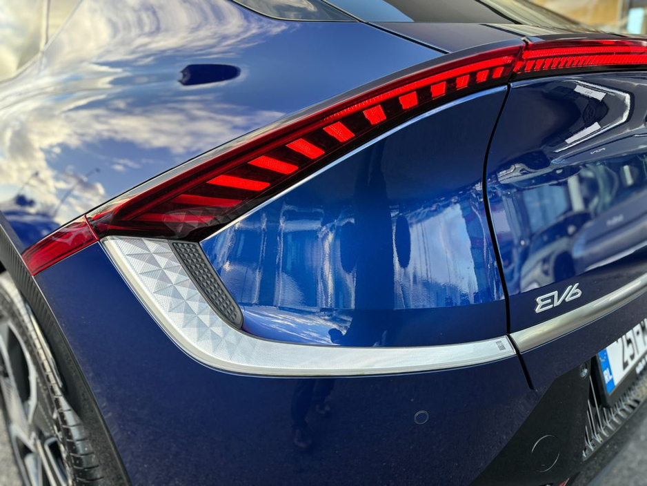 2025 Kia EV6 Earth SEM (Finance available at 3.9% apr) €45,995