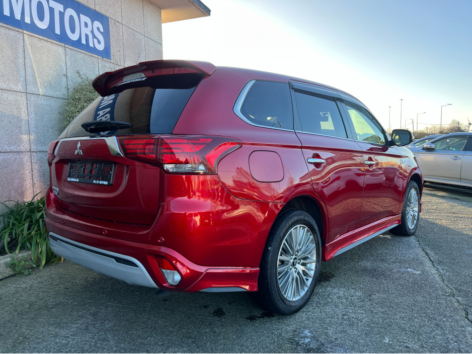 2020 Mitsubishi Outlander G 4WD HYBRID PLUG IN AUTOMATIC 2.4 PETROL //HIGH SPEC//LOW MILES//HALF LEATHER HEATED ELECTRIC SEATS//HEATED STEERING WHEEL// €24,950