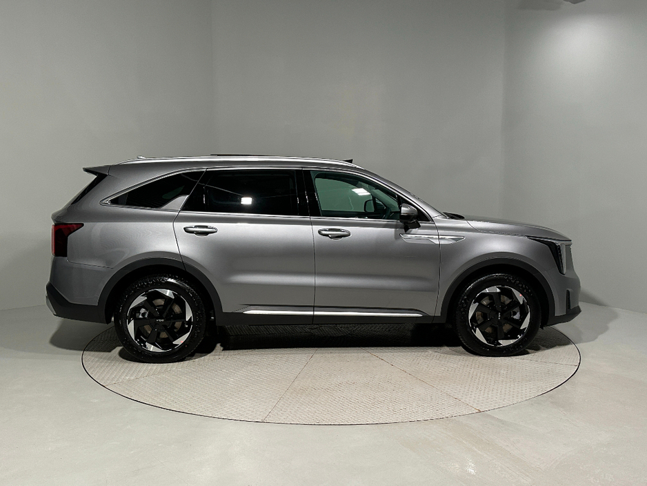 2026 Kia Sorento PE Steel Grey 2.2 Crdi 7 Seater €68,150