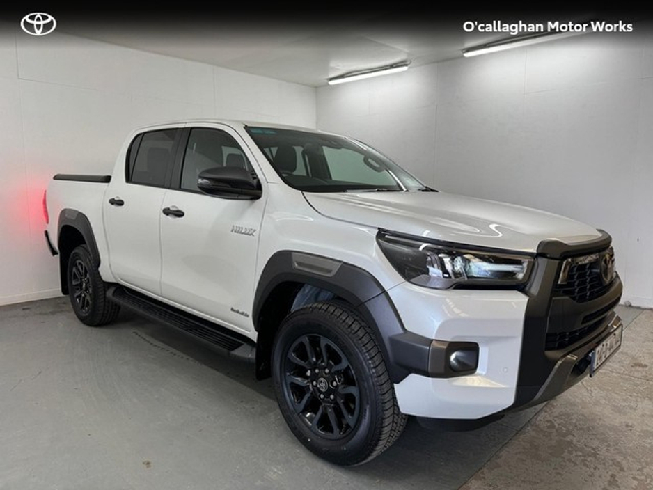 2024 Toyota Hilux HILUX 2.8 INVINCIBLE AUTO €44,000