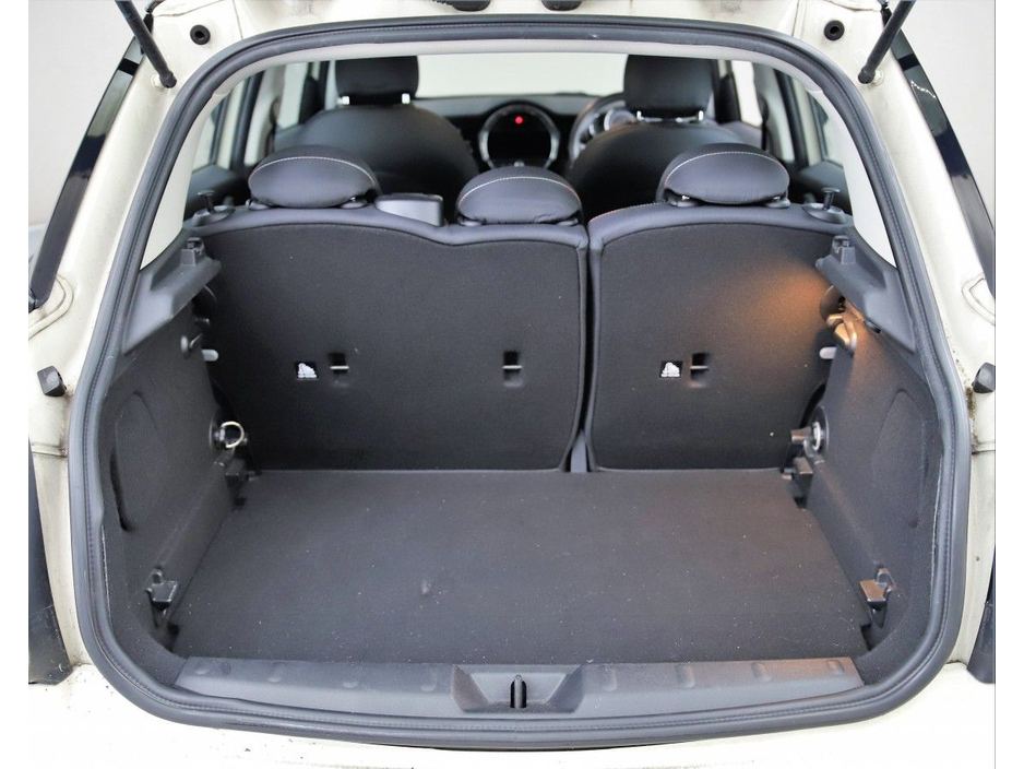 2016 MINI Hatch 1.5 AUTO 5DR *1 YEARS WARRANTY* €14,990