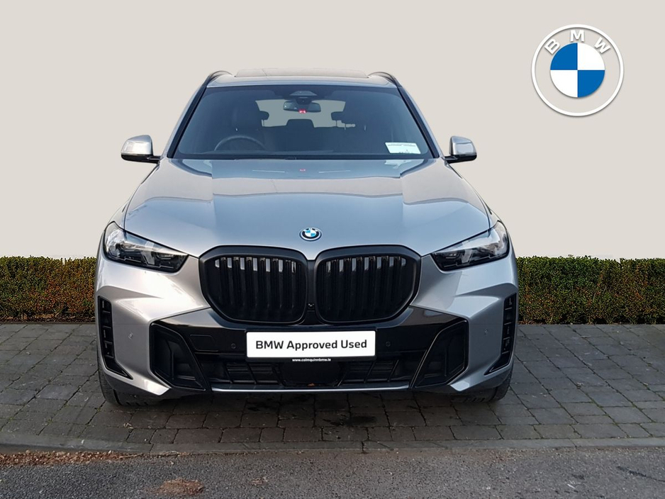 2025 BMW X5 xDrive50e M Sport €107,995