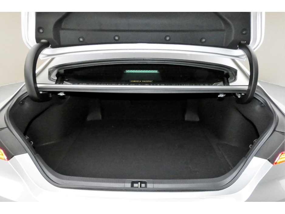 2017 Toyota Camry UPGRADED ALLOYS*10"ANDROID PLAYER*REVERSE CAM* €19,890