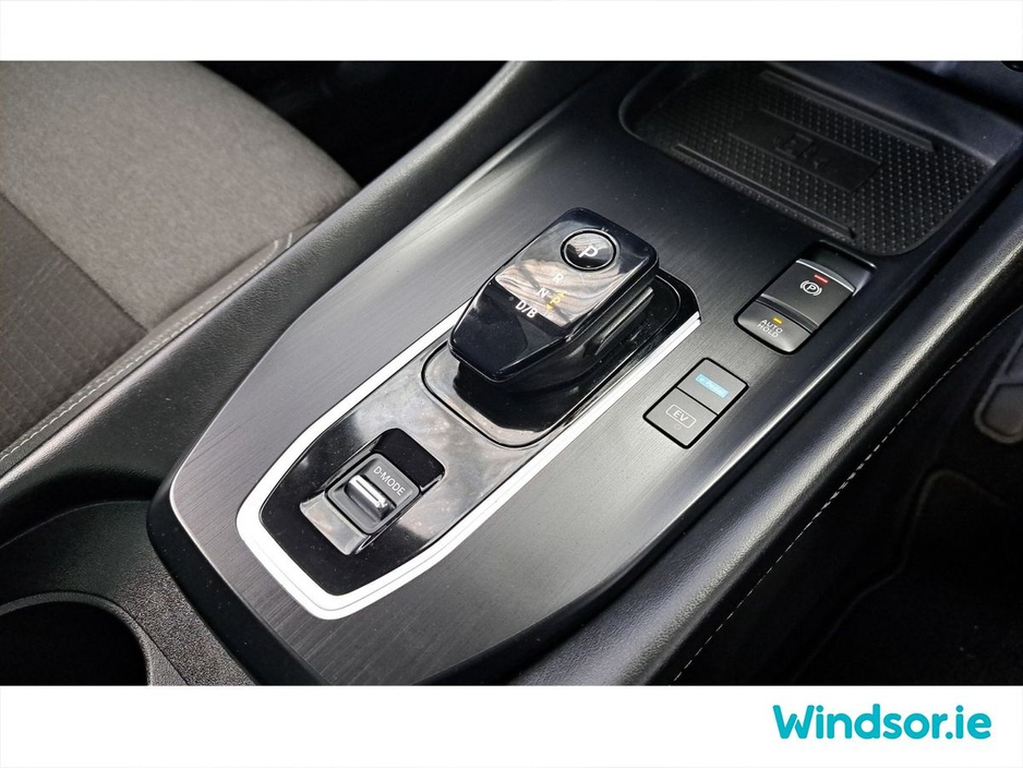 2024 Nissan Qashqai ePOWER SV PREMIUM €39,995