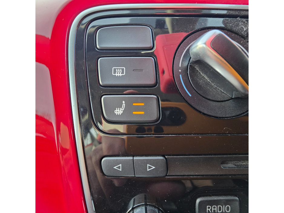 2014 Volkswagen up! 1.0 75BHP TAKE UP €6,950