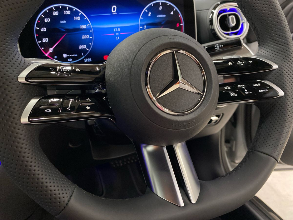 2026 Mercedes-Benz CLE CLE 220 d Cabriolet AMG Line Premium | Heated Seats, 360-degree Reversing Camera €95,432