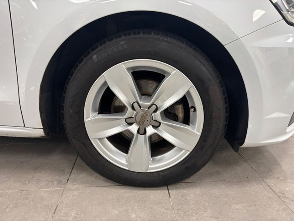 2016 Audi A1 1.0TFSI 95HP S Tronic SE €13,250