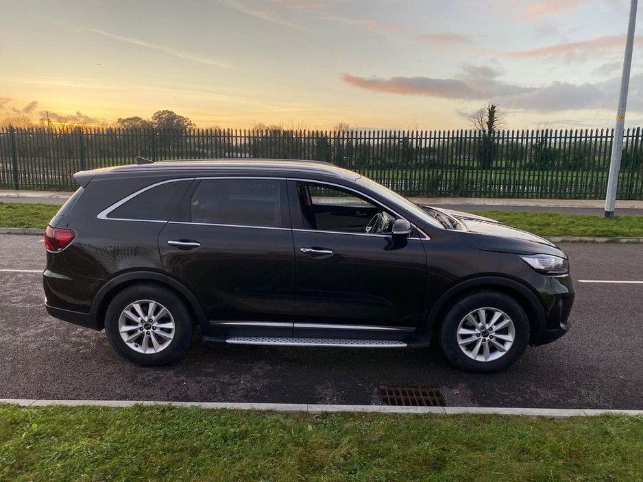 2019 Kia Sorento 7 Seater 2.2D Premium Spec IMMACULATE CONDITION* Privacy Glass, Rear Spoiler, Sat Nav, Heated Seats, Electric Seats, Cruise Control, Electric Windows, €27,900