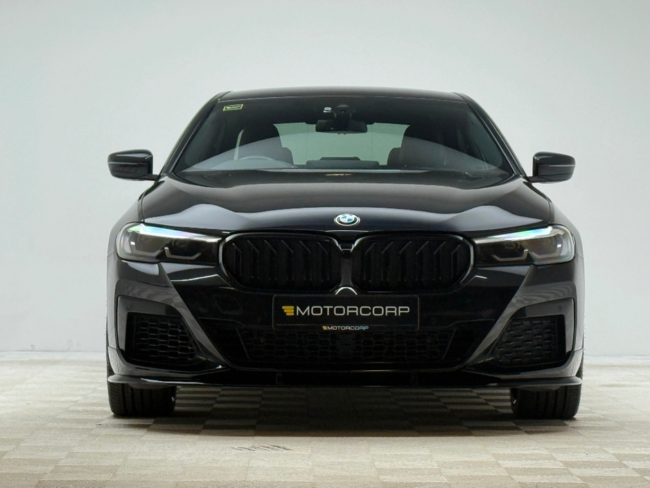 2021 BMW 5 Series 530E M SPORT €36,990