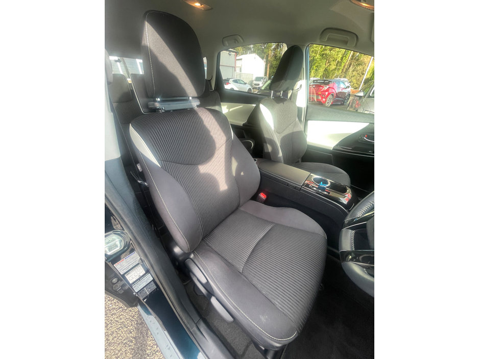 2016 Toyota Prius Alpha 2016 Toyota Prius Alpha €16,950