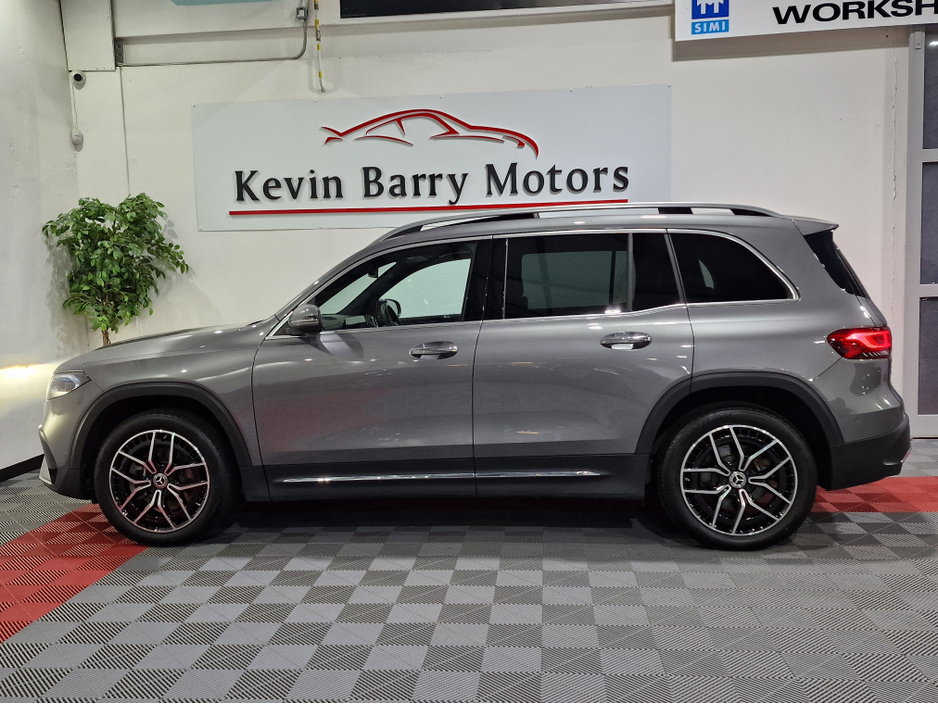 2023 Mercedes-Benz EQB 300 AMG LINE PREMIUM (PAN ROOF / 7 SEATER) 4MATIC AUTOMATIC **ONE OWNER / APPLE CARPLAY / BLIND SPOT ASSIST / ELECTRIC SUNROOF / ELECTRIC BOOTLID / REVERSE CAMERA / WIRELESS PHONE CHARGING** €39,900