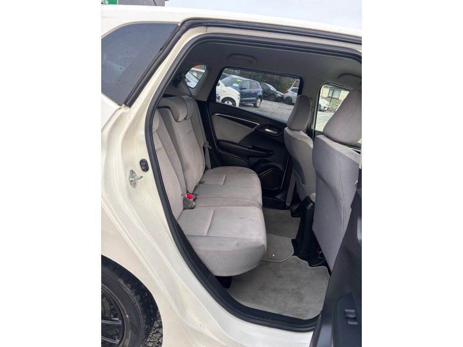 2014 Honda Fit  €8,950