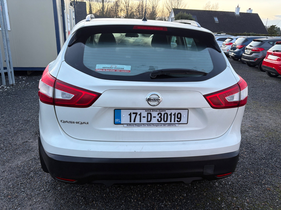 2017 Nissan Qashqai 1.5 DSL SV €13,950
