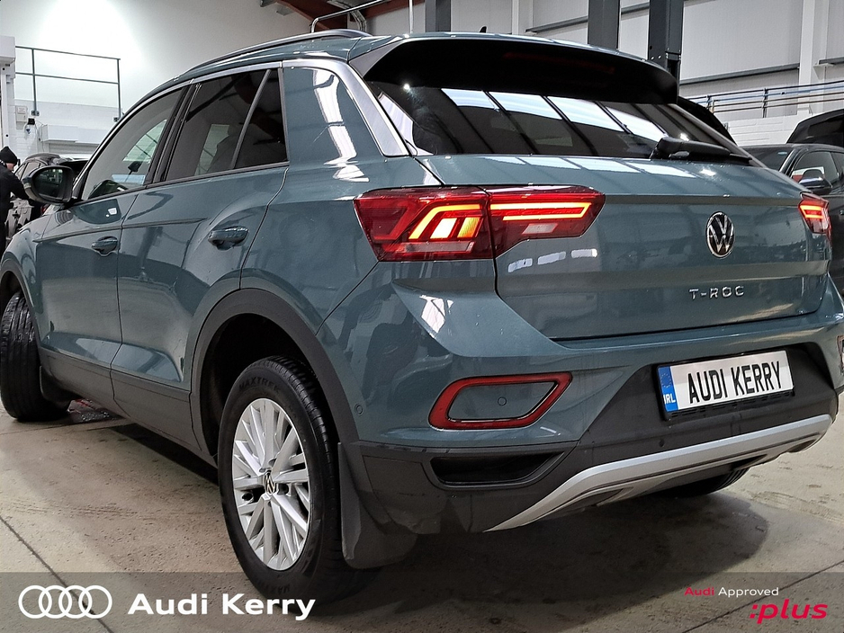 2023 Volkswagen T-Roc 2.0TDI 116HP LIFE €31,950