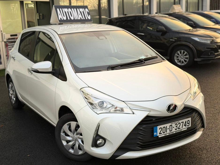2020 Toyota Yaris  €13,290