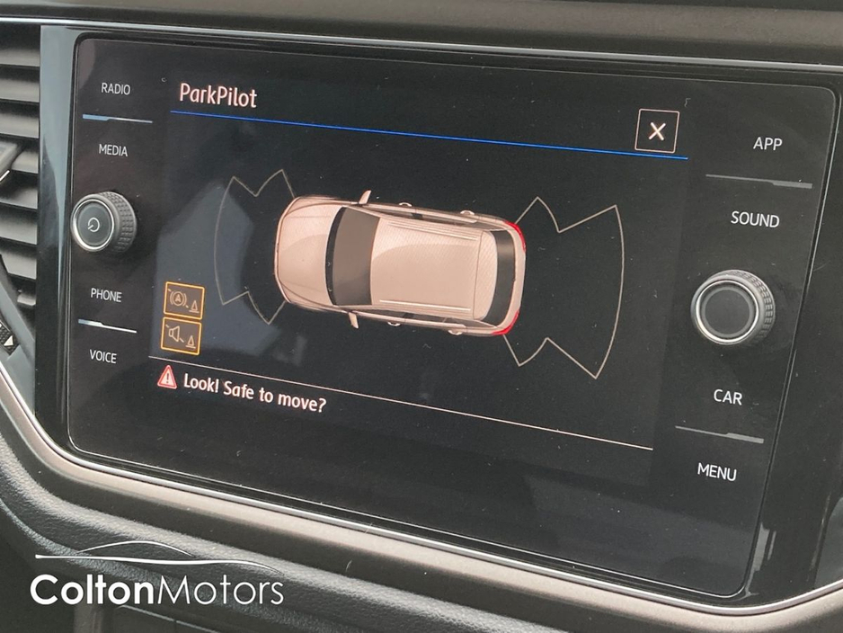 2019 Volkswagen T-Roc Design 1.6 TDi 115bhp €19,450