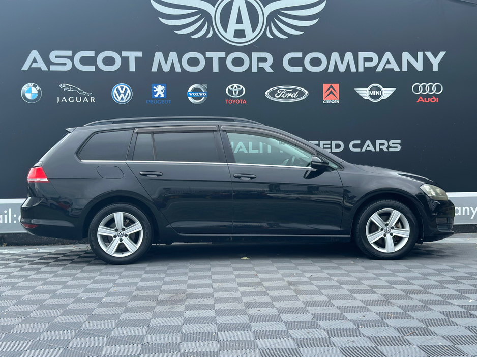 2015 Volkswagen Golf Estate €10,900