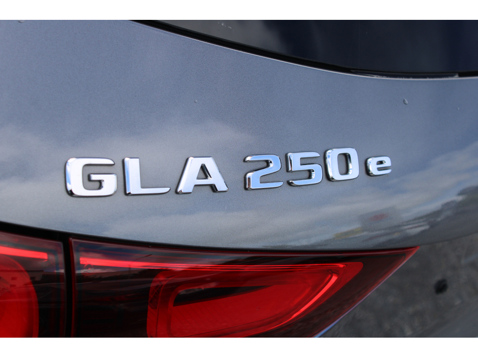 2023 Mercedes-Benz GLA Class 250E AMG LINE EXECUTIVE €41,750