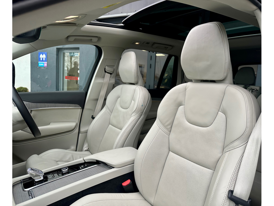 2024 Volvo XC90 ++BLONDE LEATHER++ T8 ULTIMATE RECHARGE AWD €73,950