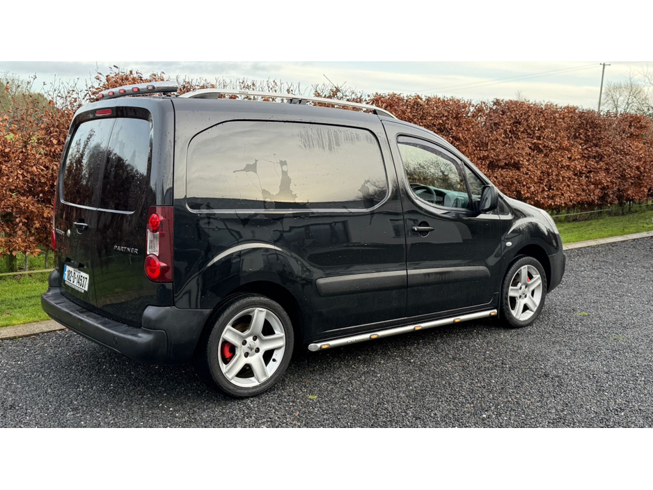 2018 Peugeot Partner 2018 Peugeot Partner 1.6 Hdi €9,950