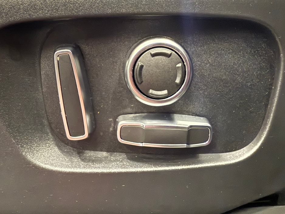 2021 Land Rover Range Rover Evoque 1.5 I3 PHEV 300 PS AWD Auto R-Dynamic S €35,900