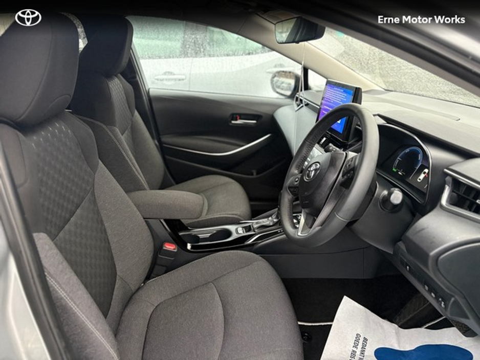 2023 Toyota Corolla COROLLA HYB LUNA Sport SALOON €28,995
