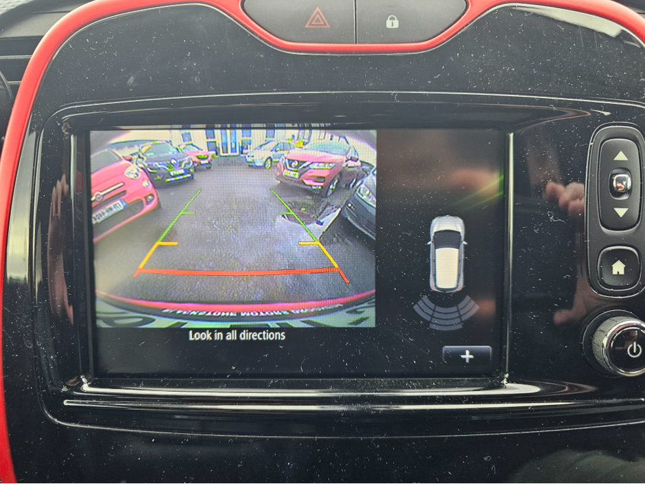 2016 Renault Captur SIGNATURE 1.5 DCI ** IRISH CAR ** FULL LEATHER INTERIOR ** REVERSE CAMERA ** STUNNING EXAMPLE ** €8,995