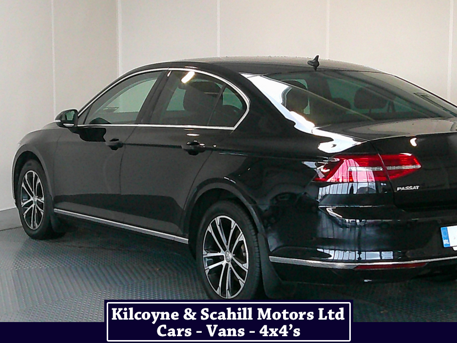 2018 Volkswagen Passat HIGHLINE 1.6 TDI MANUAL 6SPEED FWD 120HP 4DR €17,950