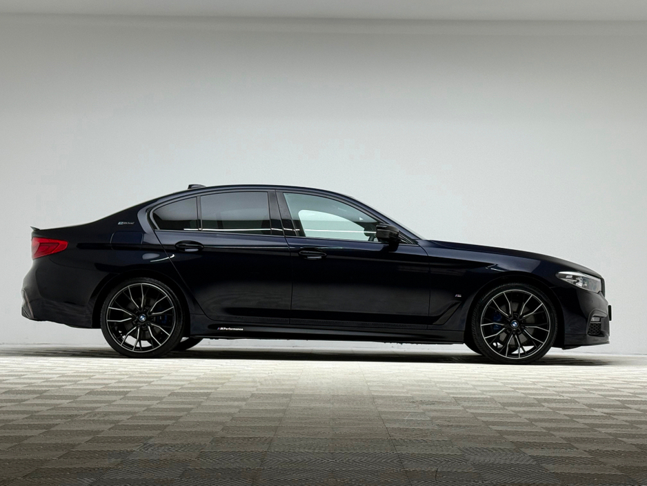 2018 BMW 5 Series 530E M SPORT €25,990