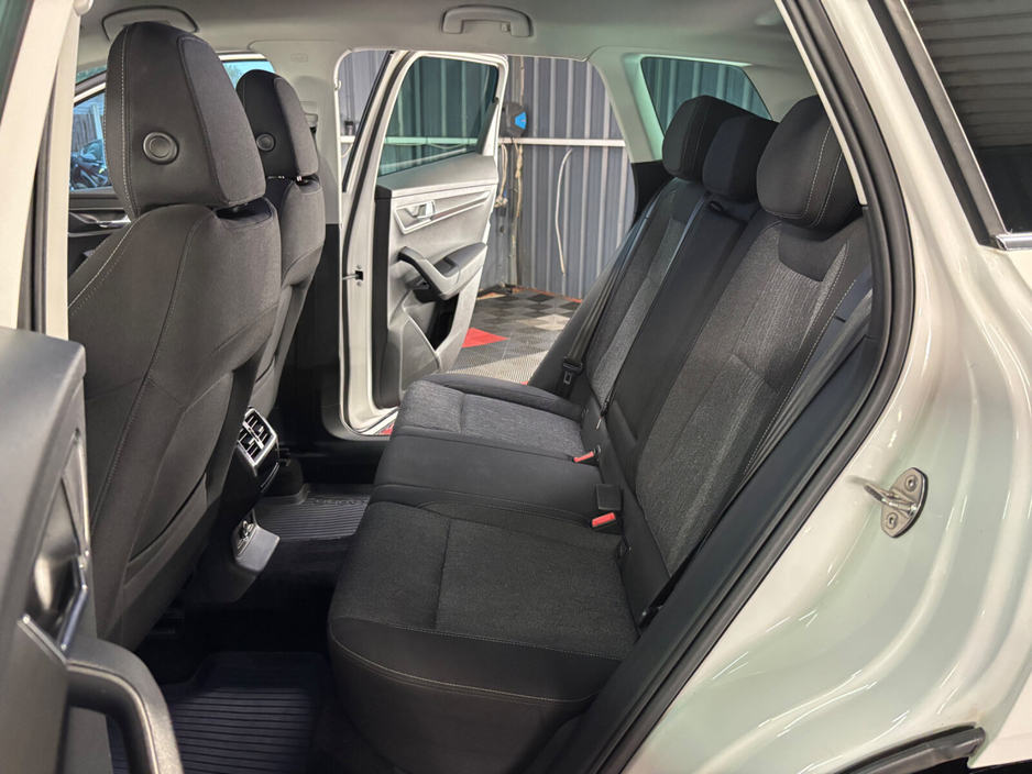 2020 Skoda Karoq 1.6TDI 115bhp DSG Style €21,950