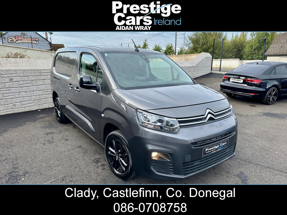 2020 Citroen Berlingo 1.5 BLUEHDI DRIVER 950 KG AUTOMATIC 130 BHP XL,LONG WHEEL BASE,METALLIC GREY,REVERSE CAMERA,FRONT AND REAR PARK SENSORS,FACTORY COLOUR CODED,APPLE CAR PLAY,NEW TIMING CHAIN,*NO VAT*READ ADD €12,850