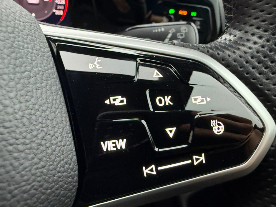 2022 Volkswagen Golf R-LINE 2.0TDI 150BHP AUTOMATIC €33,950