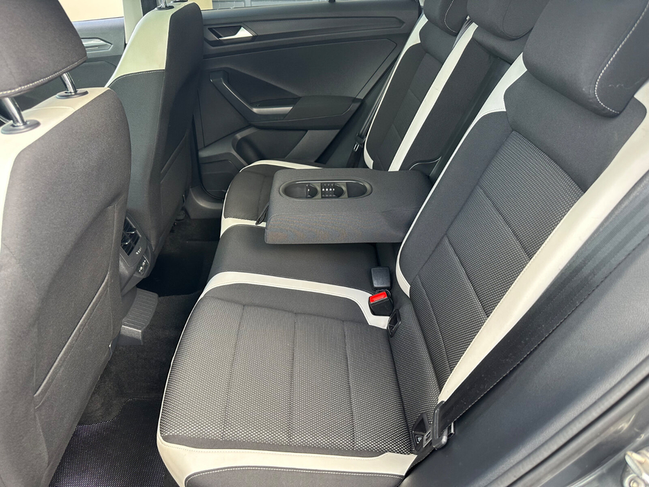 2021 Volkswagen T-Roc 2.0 TDI 150bhp Sport DSG €24,950