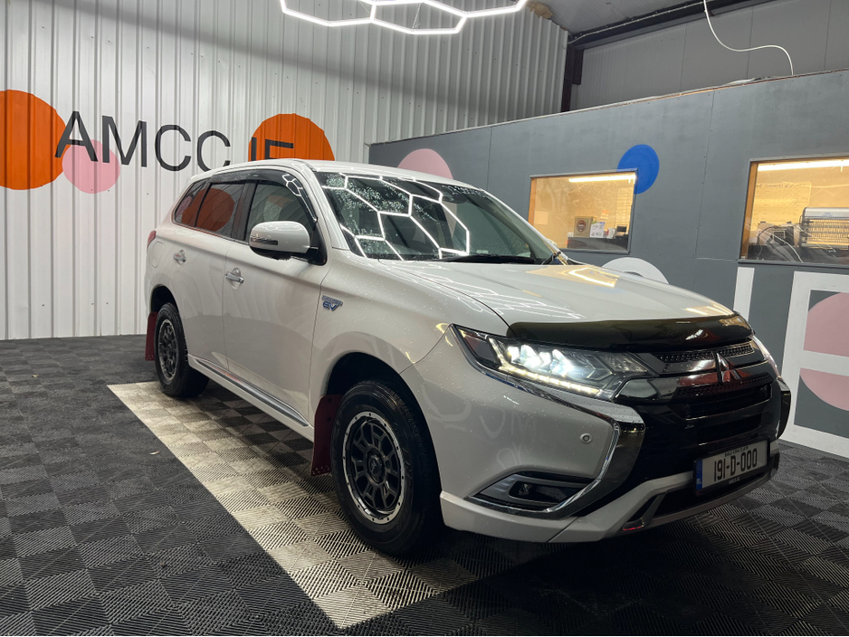 2019 Mitsubishi Outlander €18950! 2019 MITSUBISHI OUTLANDER PHEV G 2.4 AUTOMATIC / CRUISE CONTROL / 360° PARKING CAMERA / PADDLE SHIFTER / ELECTRIC HEATED SEATS / HEATED STEERING WHEEL €18,950