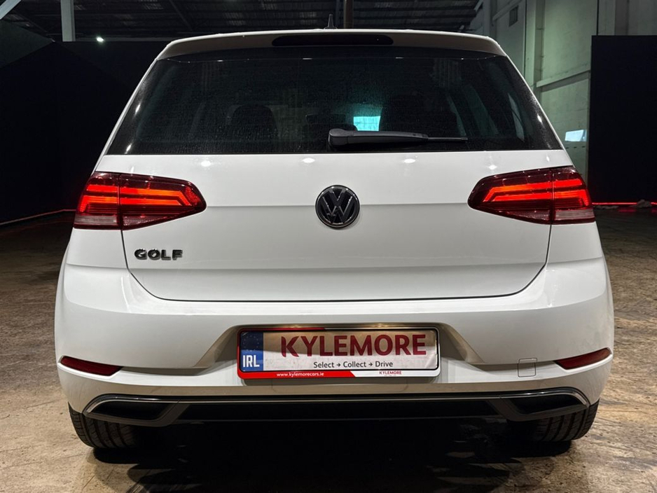 2019 Volkswagen Golf TSI COMFORT LINE - FACTORY ALLOYS - REVERSE CAMERA - DIGITAL DASH - CRUISE CONTROL - MULTI FUNCTION STEERING WHEEL €18,950