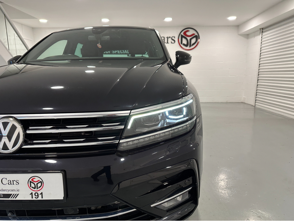 2019 Volkswagen Tiguan (191) TIGUAN 2.0TDI R LINE (LEATHER) DSG 4 MOTION LOW KMS VW/AUDI SPECIALISTS WWW.DENISDARCYCARS.IE €31,950