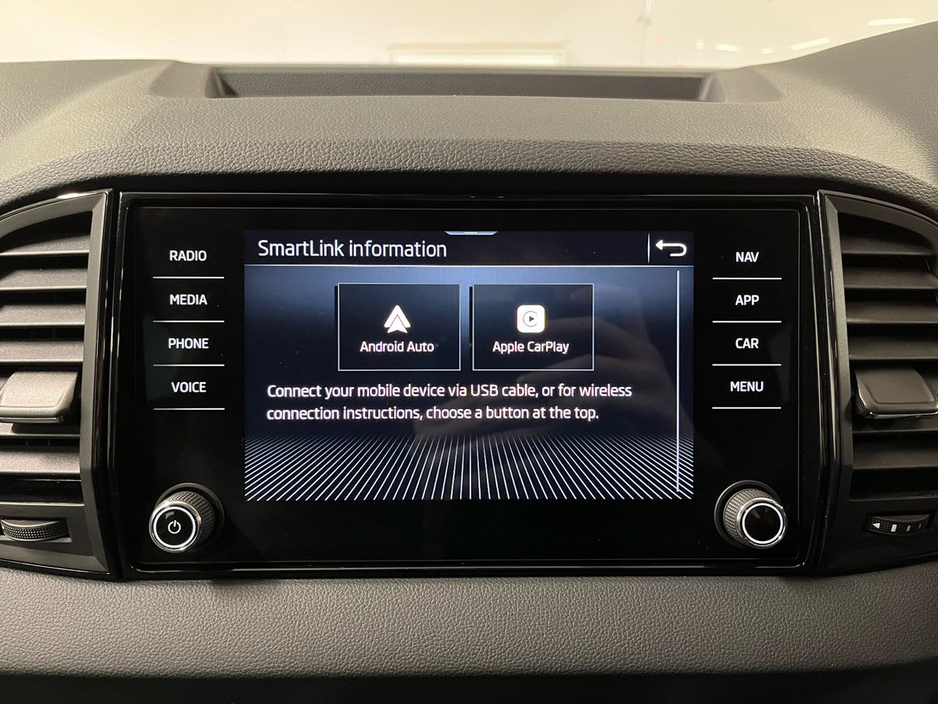 2025 Skoda Karoq Selection 2.0TDI 115BHP - Reversing Camera - Climate Control - Cruise Control - Auto Lights/Wipers - Apple CarPlay/Android Auto €36,950