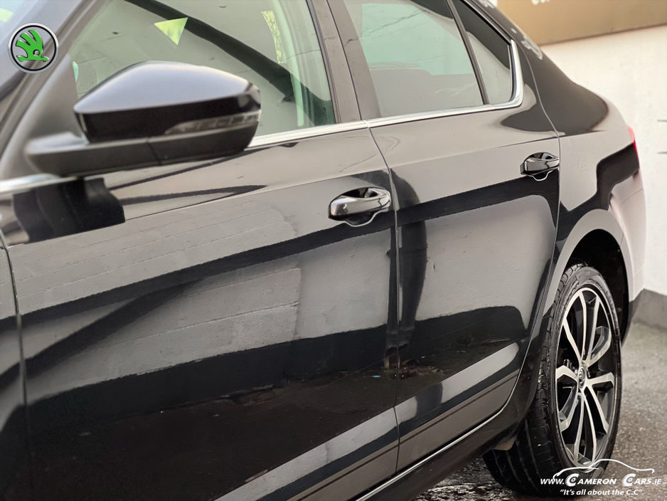 2016 Skoda Octavia STYLE 1.6 TDI CARPLAY XENON €9,950